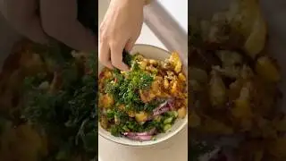 Трендовый салат из тик тока с жареной картошкой 🤤 #салат #закуска #рецепт #простойрецепт #лайфхак