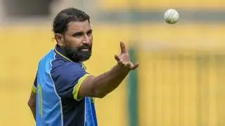 Shami fires with bat and ball to help Bengal into quarters