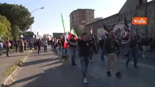 Il corteo di Forza Nuova sfila per Prato