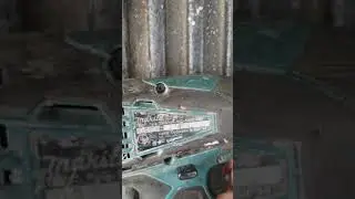 Замена щеток Makita. Причина: периодически возникающий срабатывание триггера.