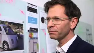Trendforscher und Zukunftsforscher Mathias Haas in der WDR-Reportage zum selbstfahrenden Auto