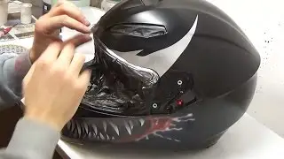 Venom on AGV K-3 SV motorcycle helmet - aerograf airbrush art - Aerografit Studio