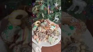 I could use a Christmas cookie right now 🎄🍪😭 | WEEKLY SHORT #162 {#shorts #christmas #xmas}⁠