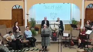 Sora Mihaela Crișan - Astăzi cânt voios că Dumnezeu (El e Fântâna)