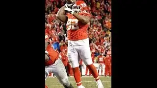 Heaviest QB To Ever Throw A Touchdown in NFL History - Dontari Poe