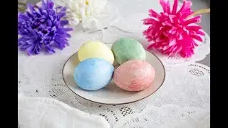 How to Dye Easter Eggs