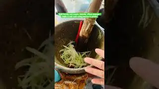 Thai Papaya Salad recipe - Som tam spicy salad #streetfood #bangkok #food