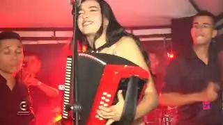 Seguimos de fiesta decembrina.que viva el vallenato.