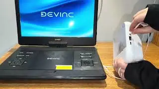 Pros and Cons of DEVINC Portable DVD Player