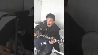 Bir  kız sevdim ben bu koyden