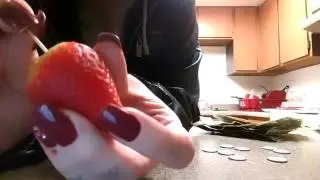 Strawberry pipe