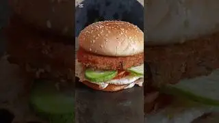 Shami Burger recipe 🍔😋#shamiburger #shortclips #foodclips #viralshorts #videos