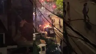 Delhi Mai Car Mai Aag Lag Gaiya #delhi #carcrash #fire #shorts #police