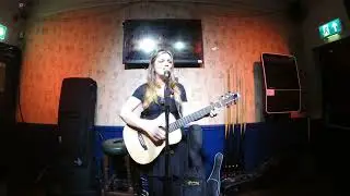 Emily Rivers Thomson. Happy Now. Live at Tuesday at the Tap. #singersongwriter #openmic #madeinhull