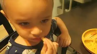 *SIMPLE*  SINGLE MOM what I feed my 3 year old toddler for breakfast🍳
