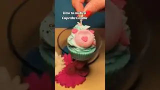 A cupcake candle #candlemaking #cupcakecandle #candles #candleshop #litafcandleco #candletutorial