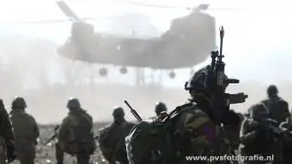 2013-03-25 Luchtmobiel aanval op vijandelijk commandocentrum (Oefening-Ceberus Guard)