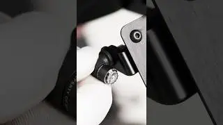 Light Unit indicator: small parts for a clear direction. Perfectly in place.