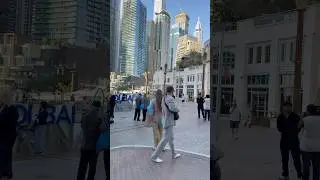 Dubai 🤯🇦🇪✌️ #explore #explorepage #dubailfe #uaelife #dubailfe #viral #viralvideo #travel #fyp