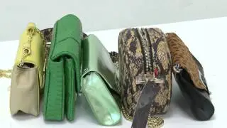 How to dress: mini bags