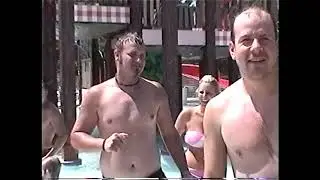 2005 YOGI Big Blue Clint & Waterpark