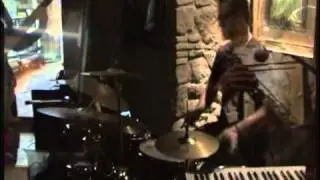 Disguise Funkuartet Of Three - live at Kin&agrave; (part III).mpg