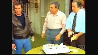 HAPPY DAYS - 
