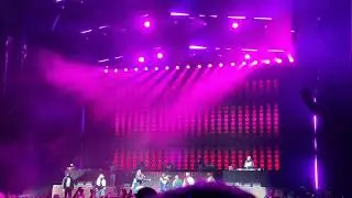 Wu-Tang Clan & Sharleen Spiteri (Texas) - 'Say What You Want' (Live)