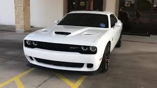 Dallas Drive - Dodge Challenger SRT Hellcat