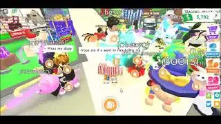 flex battling people in rich server epic battles PART 2-HunterBloxGaming