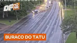 Carro capota pr&oacute;ximo ao Buraco do Tatu, em Bras&iacute;lia | DF no Ar