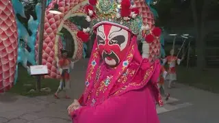 Cleveland Metroparks Zoo's Asian Lantern Festival: Live performances