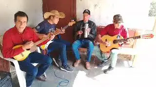Grupo sinaí saludos al programa Amanecer Campesino y Tropical
