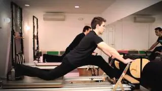 Ejercicios de pilates para hombres y entrenamiento para hombres. 