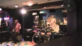 UnMuzzled - Face the Grind (live)