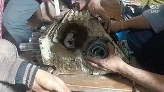 UT Pump 8026 gear-box assembly work