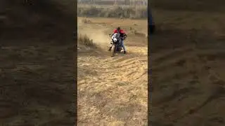 Triumph  thruxtom offroading test