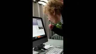 quand ta m&egrave;re se dispute avec Siri (Mother VS Siri)(Officiel) english subtitle