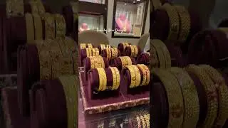 #goldbangles #tanishq #trending #gold #jewellery #jewelry #goldjewellery #bangles #shorts #shadi #yt
