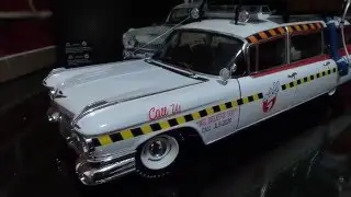 CARRO CAÇA FANTASMAS ECTO1 & ECTO1A HOTWHEELS