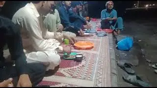 Free roti in Lahore Pakistan helping for poor people