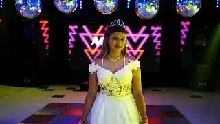 AGUSTINA MIS XV