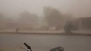 پنڈ دادن خان میں بہت ہی تیز طوفان اور بارش کے امکانات بہت