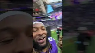 Aaron Jones: 