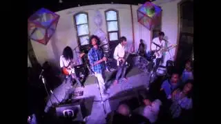 The SlimFits - 1 Knight Medley (Cover) + Kalhu Hunyaa Coffee Aa (Cover)