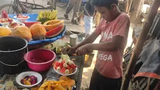 Amazing Small Boy Manages Everything Must Hard working Selling Mix fruit chaat in India