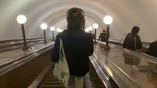 Travel to Russia. 🚇 We continue to get acquainted with the Moscow metro and its atmosphere!
