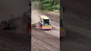 Xerion Zunhammer G&uuml;lle action #xerion #claas #g&uuml;lle #landwirtschaft #tractor #traktor #dirt