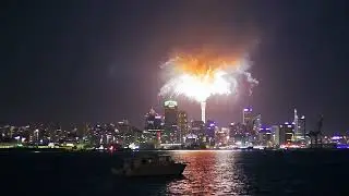 Auckland New Zealand  New Year's Eve Skytower Fireworks