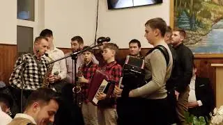 Deci sa fim gata pe toți a Ta venire -Tinerii